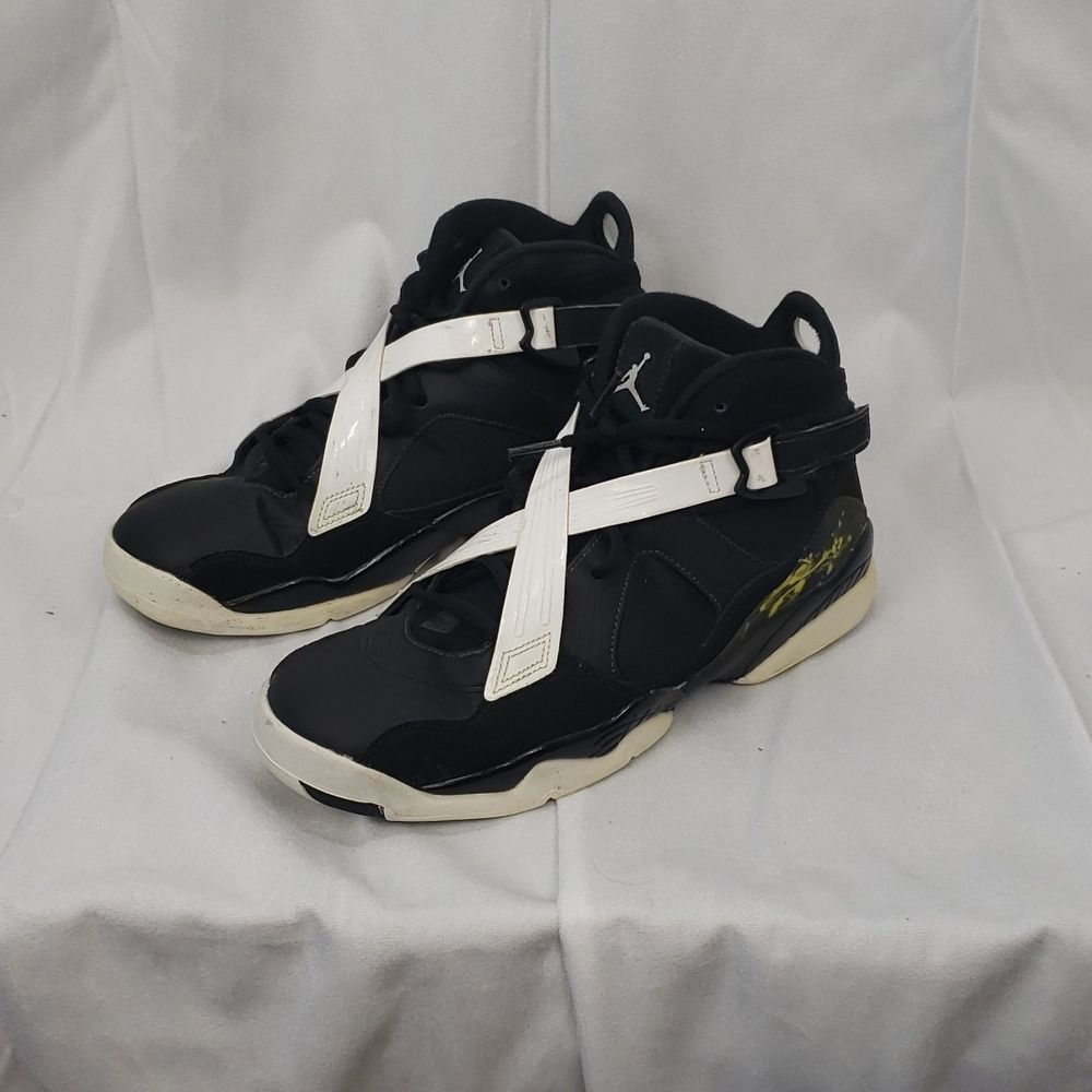 NIKE Jordan 8.0 GS Dark Charcoal shoes. Size 7Y. Unisex. Black/white